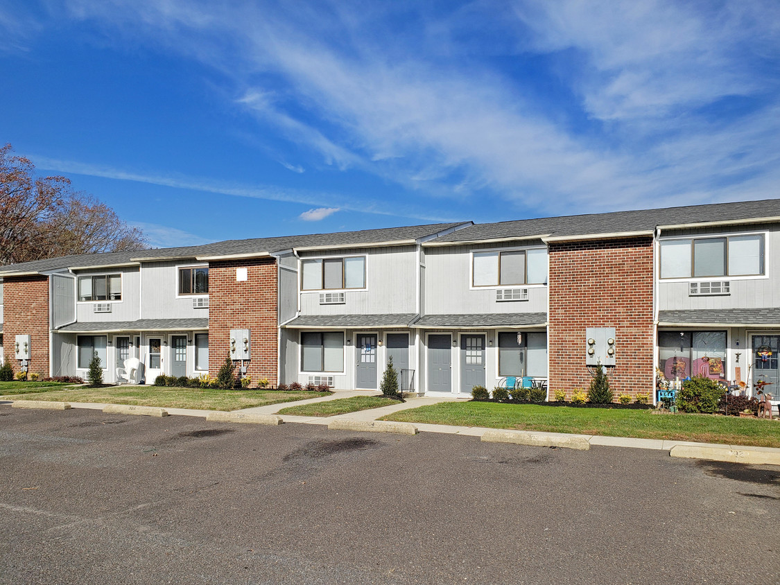 deer-park-manor-sicklerville-nj-building-photo